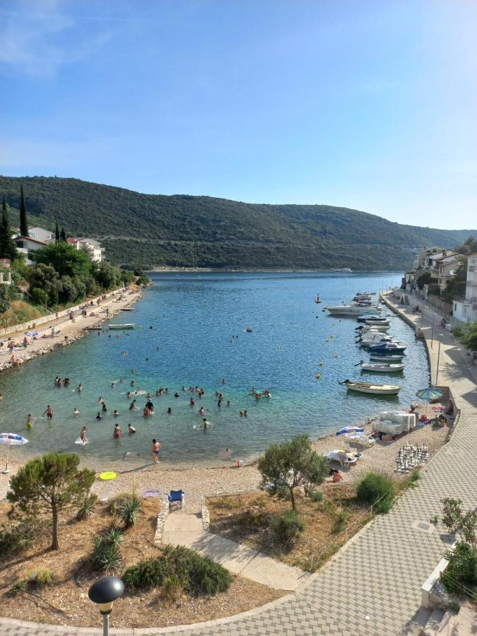 Apartmani Jopi Неум Экстерьер фото