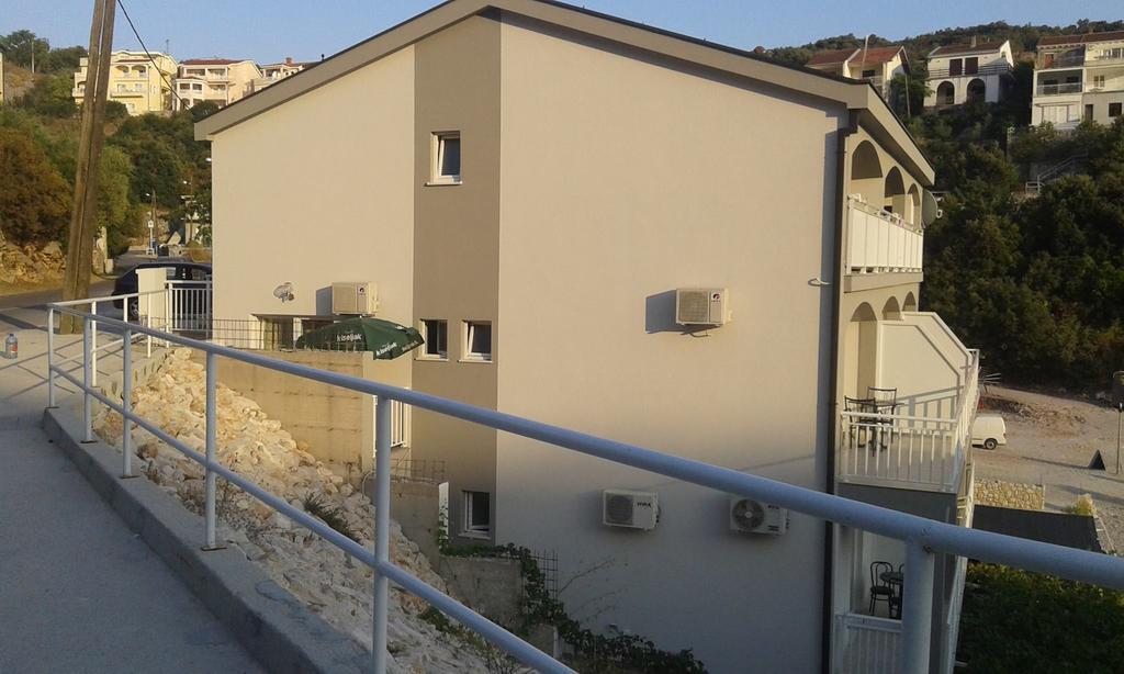 Apartmani Jopi Неум Экстерьер фото